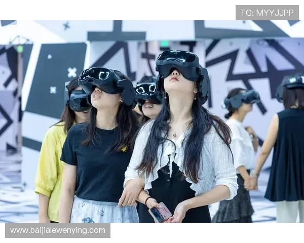 打造沉浸式体验的真人在线平台游戏最新趋势与玩家必知的实用技巧分享